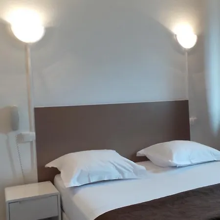 Hotel Parisien